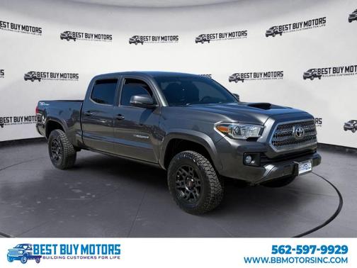 2017 Toyota Tacoma TRD Sport