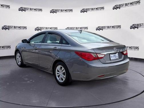 2012 Hyundai SONATA GLS