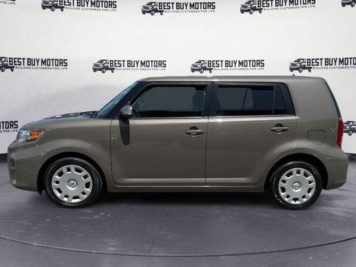 2015 Scion xB 