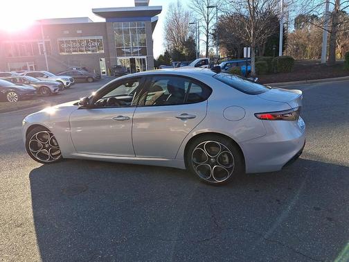 2025 Alfa Romeo Giulia RWD