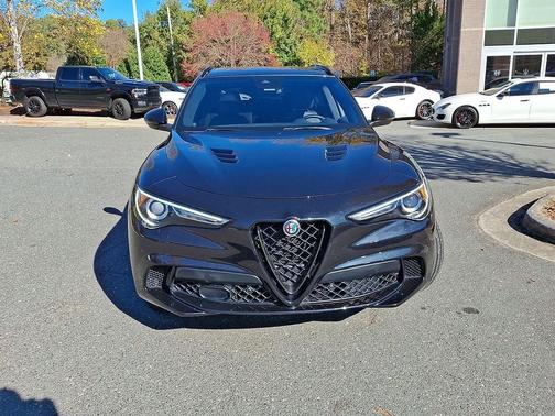 2023 Alfa Romeo Stelvio Quadrifoglio