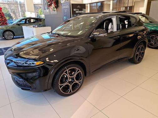 2025 Alfa Romeo Tonale Intensa AWD