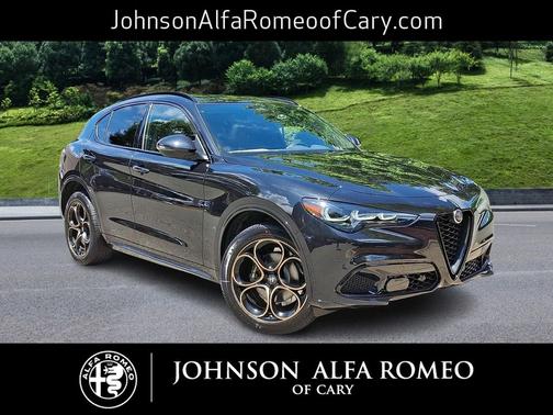 2025 Alfa Romeo Stelvio Sprint AWD