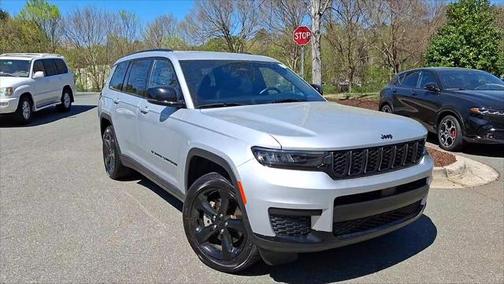 2022 Jeep Grand Cherokee L Altitude