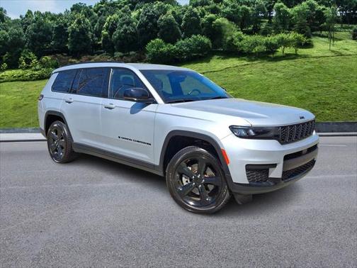 2022 Jeep Grand Cherokee L Altitude