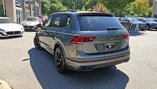 2023 Volkswagen Tiguan 2.0T SE R-Line Black