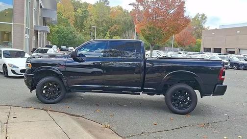 2020 RAM 2500 Laramie Crew Cab 4X4 6'4' Box