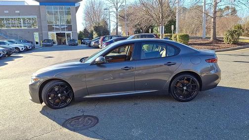 2019 Alfa Romeo Giulia Ti Sport