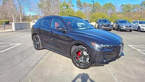 2025 Alfa Romeo Stelvio Sprint AWD