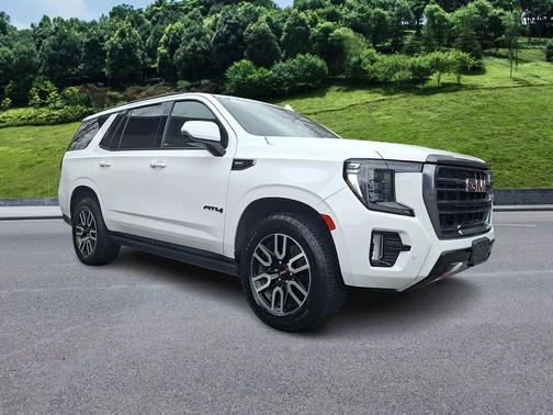 2022 GMC Yukon 4WD AT4