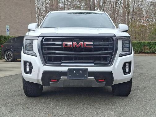 2022 GMC Yukon 4WD AT4