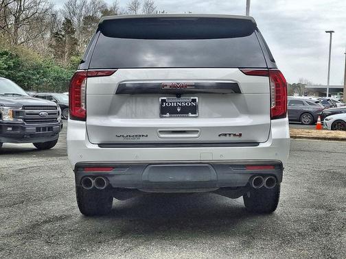 2022 GMC Yukon 4WD AT4