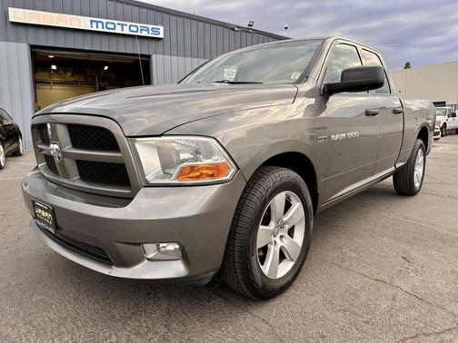 2012 RAM 1500 ST