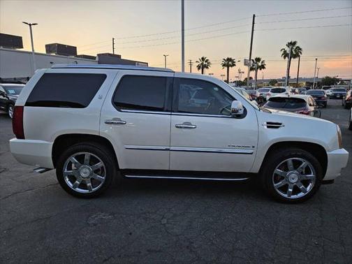 2007 Cadillac Escalade Base