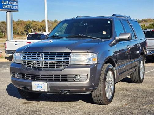 2012 Lincoln Navigator Base