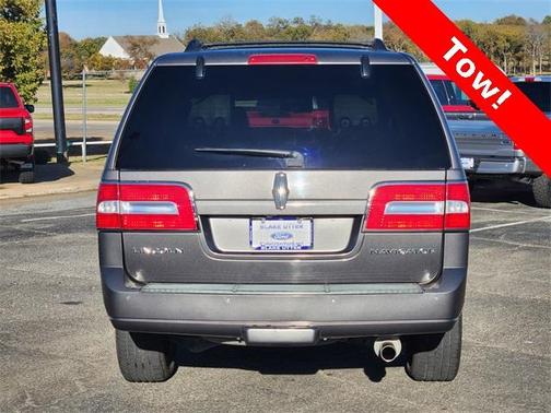 2012 Lincoln Navigator Base