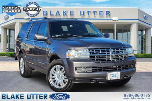 2012 Lincoln Navigator Base