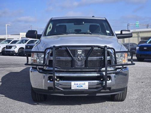 Bright Silver Clearcoat Metallic 2015 RAM 3500 Tradesman