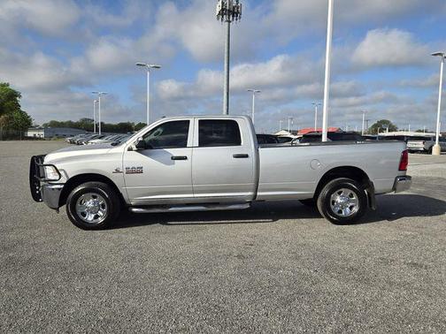 Bright Silver Clearcoat Metallic 2015 RAM 3500 Tradesman