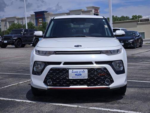 Snow White Pearl 2020 Kia Soul GT-Line 2.0L