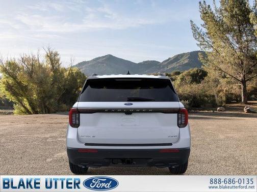 Space White Metallic 2026 Ford Explorer Active
