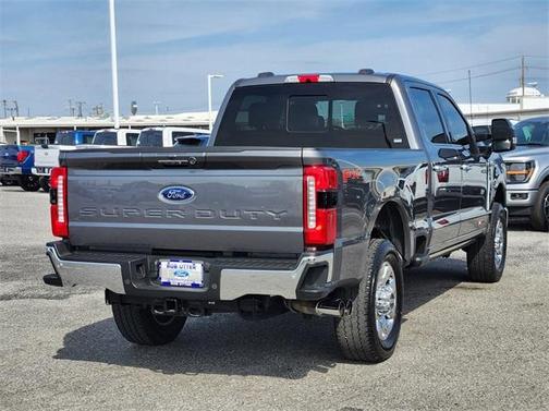 2024 Ford F-350 Lariat Super Duty
