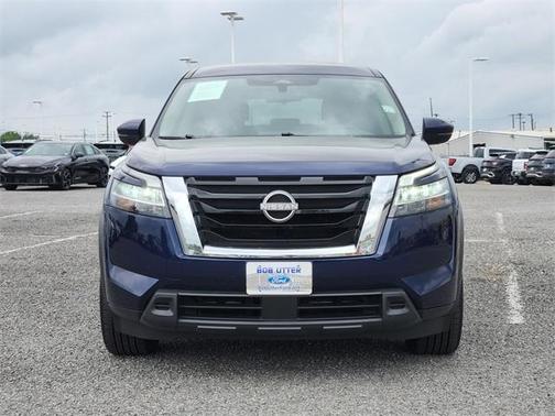 2022 Nissan Pathfinder S