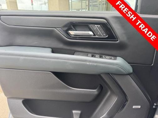 2025 GMC Yukon AT4