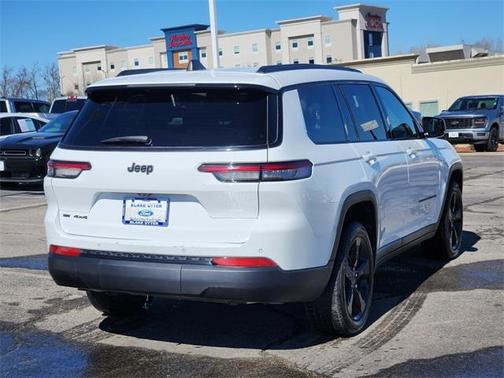 2021 Jeep Grand Cherokee L Laredo
