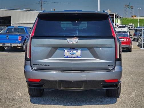 2022 Cadillac Escalade Sport Platinum