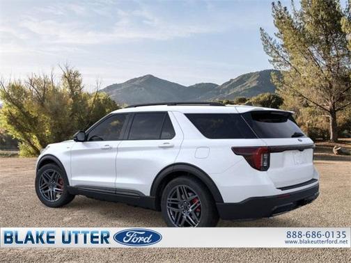 2025 Ford Explorer ST-Line