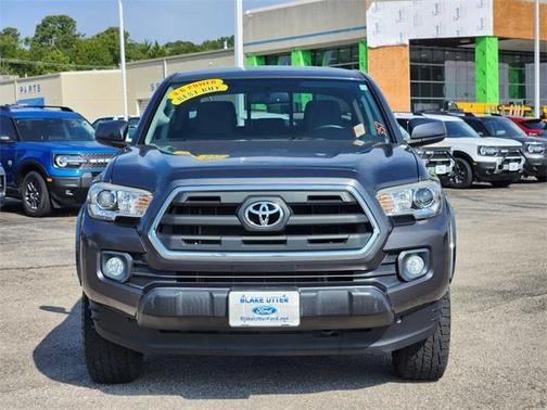 2017 Toyota Tacoma SR5