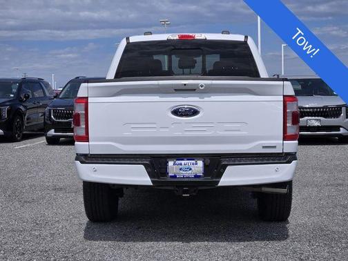 Oxford White 2023 Ford F-150 Lariat