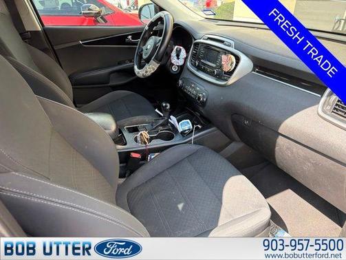 Ebony Black 2018 Kia Sorento L