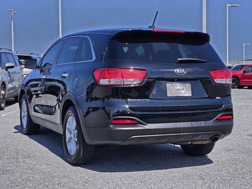 Ebony Black 2018 Kia Sorento L