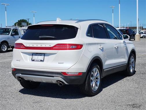 2017 Lincoln MKC Select