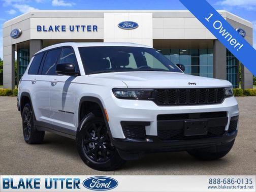 Bright White Clearcoat 2025 Jeep Grand Cherokee L Laredo