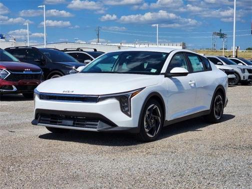 2025 Kia K4 EX