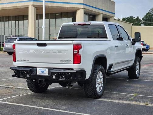 2024 Chevrolet Silverado 2500 High Country