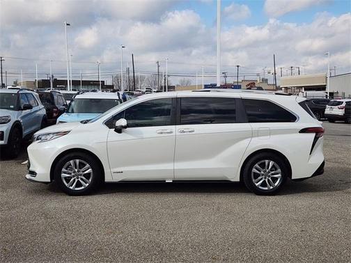 2021 Toyota Sienna Limited