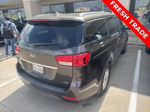 2017 Kia Sedona LX