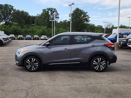 2020 Nissan Kicks SR