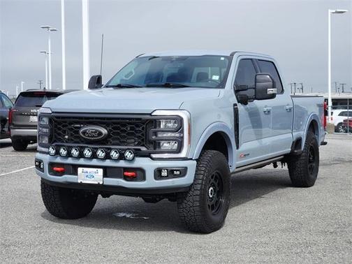 2024 Ford F-350 Lariat Super Duty