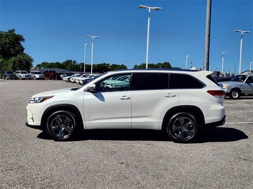 2018 Toyota Highlander Limited Platinum
