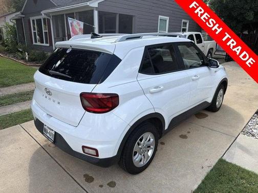 2020 Hyundai VENUE SEL