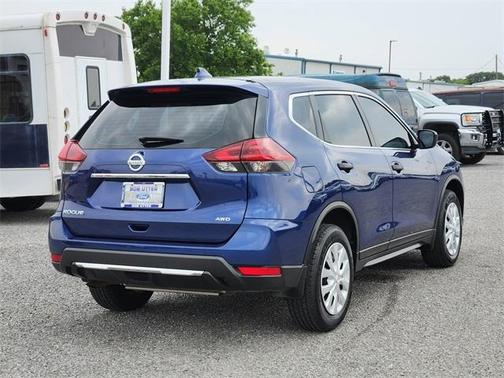 2018 Nissan Rogue S