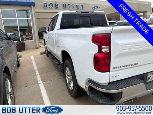 Summit White 2019 Chevrolet Silverado 1500 LT
