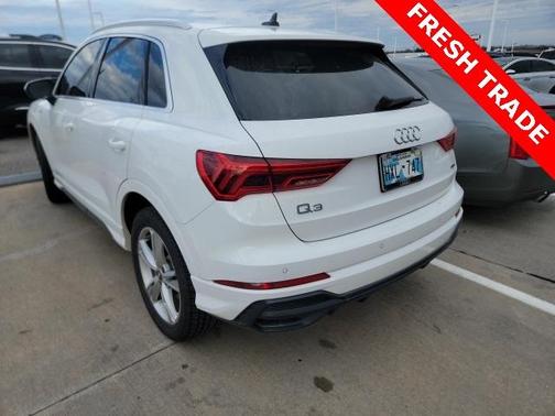 2019 Audi Q3 2.0T Premium Plus