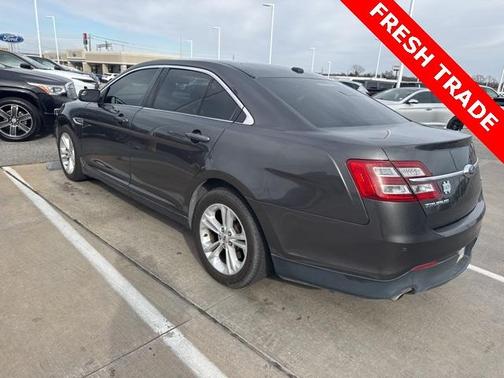 2015 Ford Taurus SEL