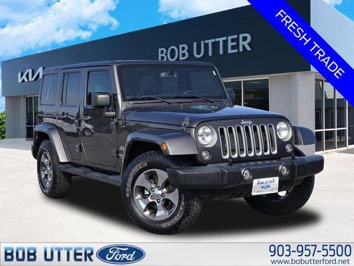 Granite Crystal Clearcoat Metallic 2016 Jeep Wrangler Unlimited Sahara